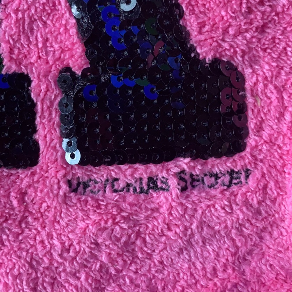 Victoria’s Secret Pink Robe - Picture 5 of 5